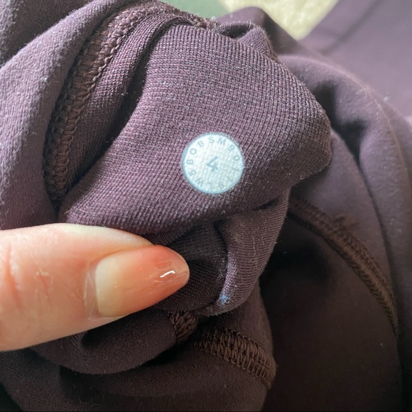 Lululemon Align Pant 28” Size 4 Plum Shadow - Picture 4 of 10